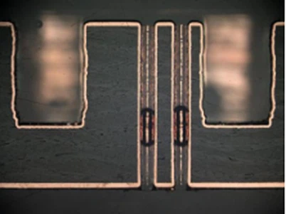 Mis ustunli PCB